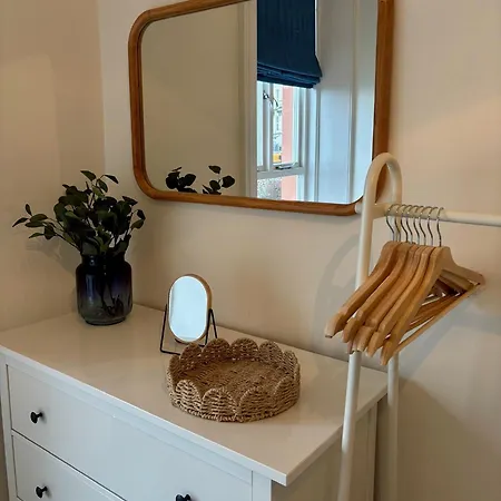 Dracula Seafront, Dog-friendly With On-street Parking Nyaraló *