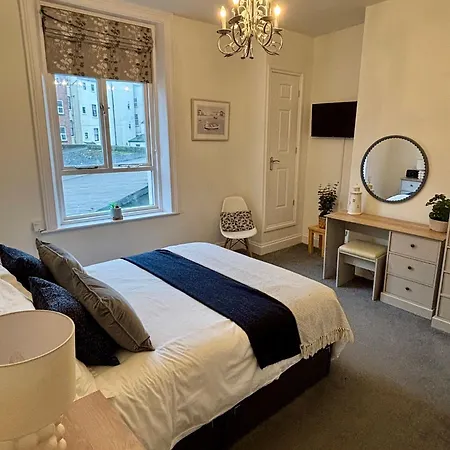 Dracula Seafront, Dog-friendly With On-street Parking *