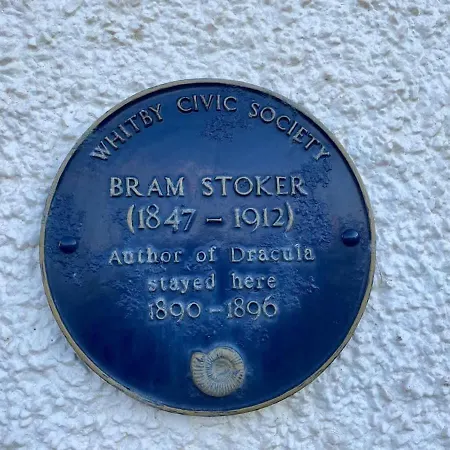 Dracula Seafront, Dog-friendly With On-street Parking